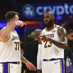 詹姆斯复出17+6+4东契奇34+8+6 湖人31分负公牛-足球今天-足球赛事-足球赛程网