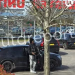 对阵莱斯特城时受伤,博主:曼联后卫海文左脚仍然穿着保护靴-足球今天-足球赛事-足球赛程网