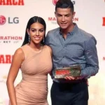 C罗加盟韩国联赛?名记:豪门曝光,1000万+全球代言人-足球今天-足球赛事-足球赛程网